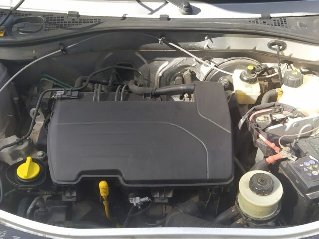 Сірий Дачія Sandero, об'ємом двигуна 1.2 л та пробігом 176 тис. км за 3500 $, фото 7 на Automoto.ua