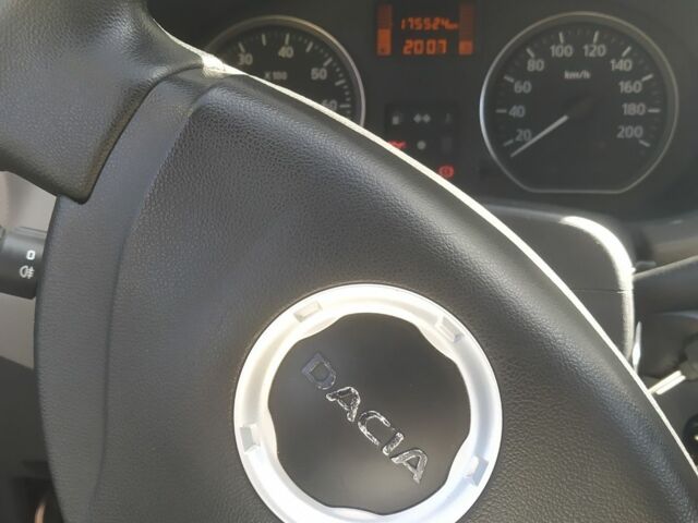 Сірий Дачія Sandero, об'ємом двигуна 1.2 л та пробігом 176 тис. км за 3500 $, фото 6 на Automoto.ua