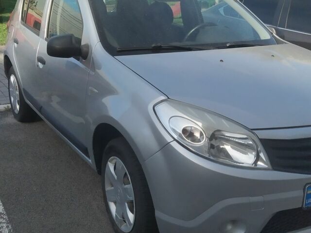 Сірий Дачія Sandero, об'ємом двигуна 1.2 л та пробігом 176 тис. км за 3500 $, фото 2 на Automoto.ua