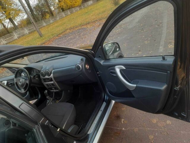 Дачия Сандеро 2010 в Кролевце на Automoto.ua Серый Дачия Сандеро, объемом двигателя 1.6 л и пробегом 230 тыс. км за 6800 $, фото 17 на Automoto.ua