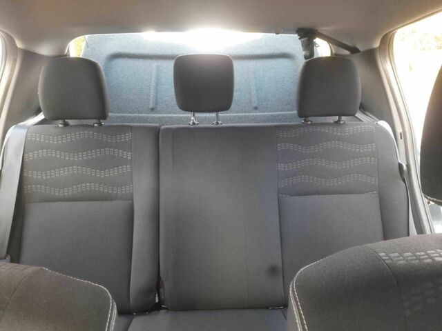 Дачия Сандеро 2010 в Кролевце на Automoto.ua Серый Дачия Сандеро, объемом двигателя 1.6 л и пробегом 230 тыс. км за 6800 $, фото 19 на Automoto.ua