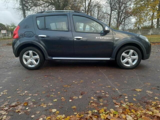 Дачия Сандеро 2010 в Кролевце на Automoto.ua Серый Дачия Сандеро, объемом двигателя 1.6 л и пробегом 230 тыс. км за 6800 $, фото 1 на Automoto.ua