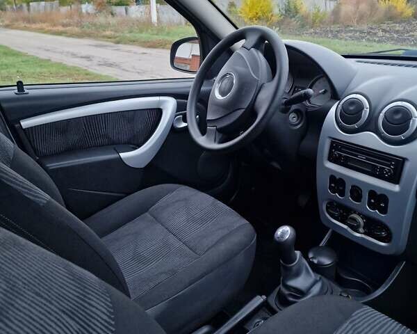 Сірий Дачія Sandero, об'ємом двигуна 1.6 л та пробігом 142 тис. км за 5599 $, фото 88 на Automoto.ua