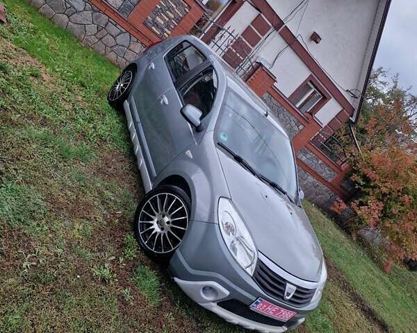 Сірий Дачія Sandero, об'ємом двигуна 1.6 л та пробігом 142 тис. км за 5599 $, фото 8 на Automoto.ua