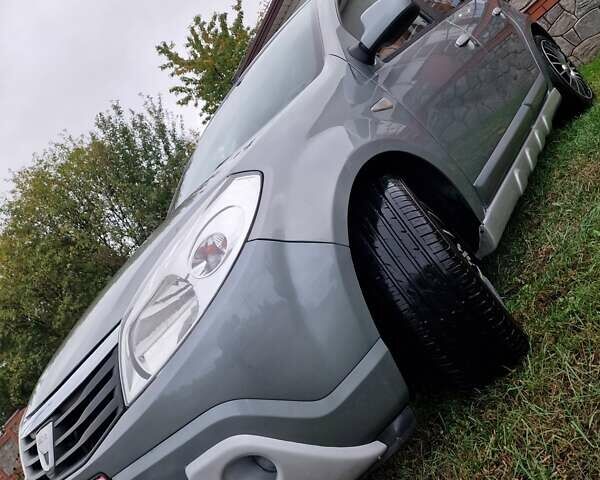 Сірий Дачія Sandero, об'ємом двигуна 1.6 л та пробігом 142 тис. км за 5599 $, фото 13 на Automoto.ua