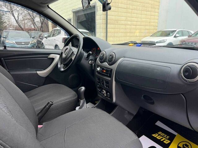 Серый Дачия Сандеро, объемом двигателя 1.6 л и пробегом 200 тыс. км за 6700 $, фото 18 на Automoto.ua