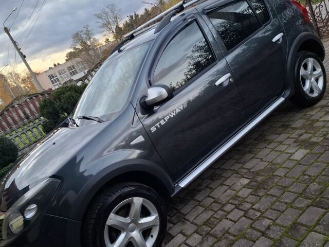 Серый Дачия Сандеро, объемом двигателя 1.6 л и пробегом 200 тыс. км за 6400 $, фото 6 на Automoto.ua