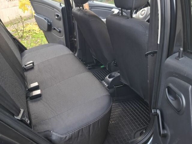 Серый Дачия Сандеро, объемом двигателя 1.6 л и пробегом 200 тыс. км за 6400 $, фото 21 на Automoto.ua