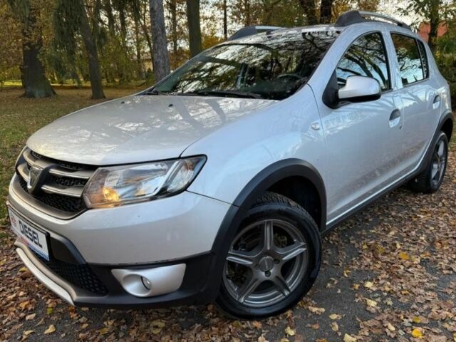 Серый Дачия Сандеро, объемом двигателя 1.5 л и пробегом 189 тыс. км за 5499 $, фото 4 на Automoto.ua