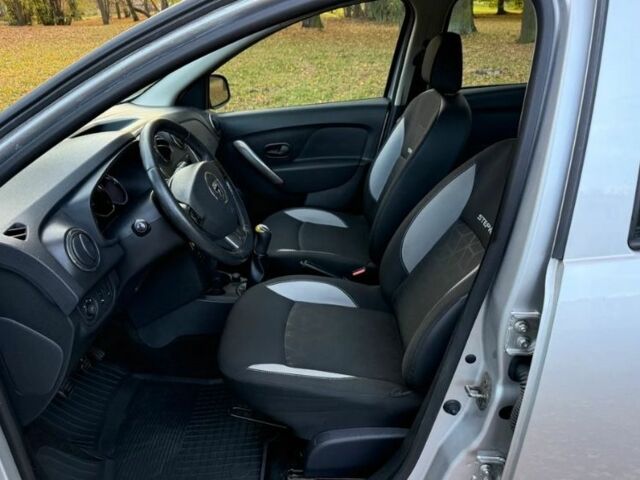 Серый Дачия Сандеро, объемом двигателя 1.5 л и пробегом 189 тыс. км за 5499 $, фото 10 на Automoto.ua