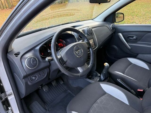 Серый Дачия Сандеро, объемом двигателя 1.5 л и пробегом 189 тыс. км за 5499 $, фото 11 на Automoto.ua