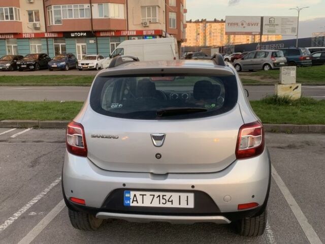 Серый Дачия Сандеро, объемом двигателя 1.5 л и пробегом 107 тыс. км за 8750 $, фото 2 на Automoto.ua