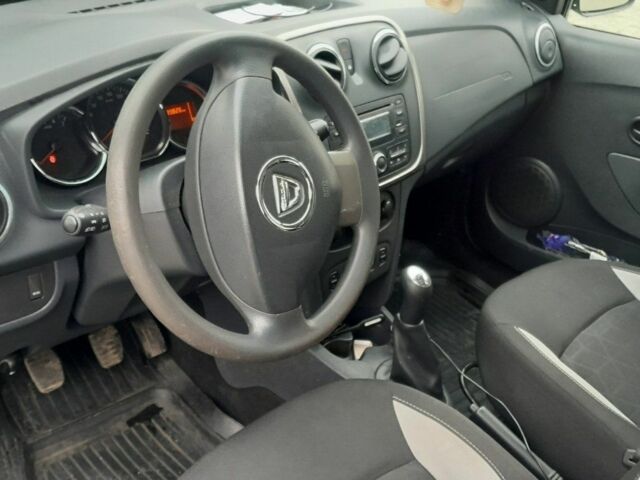 Серый Дачия Сандеро, объемом двигателя 1.5 л и пробегом 90 тыс. км за 8100 $, фото 7 на Automoto.ua