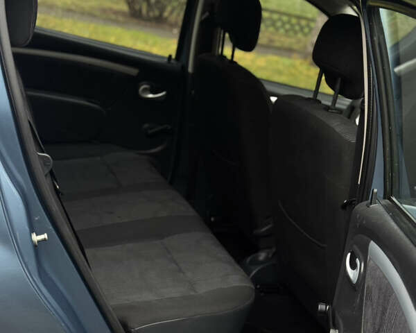 Синий Дачия Сандеро, объемом двигателя 1.6 л и пробегом 151 тыс. км за 5450 $, фото 19 на Automoto.ua