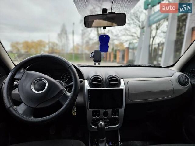 Синій Дачія Sandero, об'ємом двигуна 1.4 л та пробігом 171 тис. км за 4500 $, фото 6 на Automoto.ua