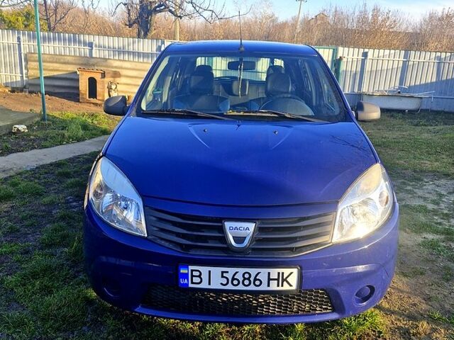 Синий Дачия Сандеро, объемом двигателя 1.4 л и пробегом 178 тыс. км за 3800 $, фото 3 на Automoto.ua