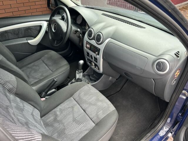 Синий Дачия Сандеро, объемом двигателя 1.4 л и пробегом 152 тыс. км за 3950 $, фото 9 на Automoto.ua