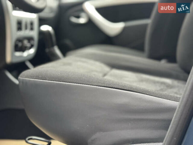 Синий Дачия Сандеро, объемом двигателя 1.6 л и пробегом 151 тыс. км за 5450 $, фото 13 на Automoto.ua