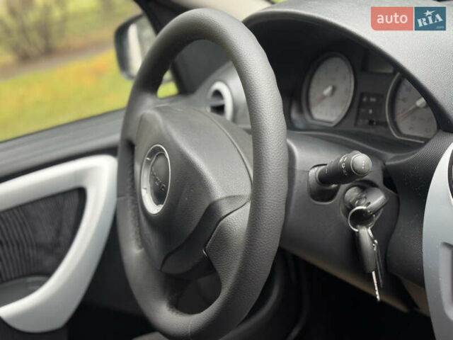 Синий Дачия Сандеро, объемом двигателя 1.6 л и пробегом 151 тыс. км за 5450 $, фото 22 на Automoto.ua