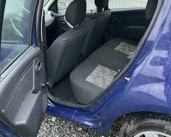 Дачія Sandero 2008 у Львові на Automoto.ua Синій Дачія Sandero, об'ємом двигуна 0 л та пробігом 152 тис. км за 4250 $, фото 7 на Automoto.ua