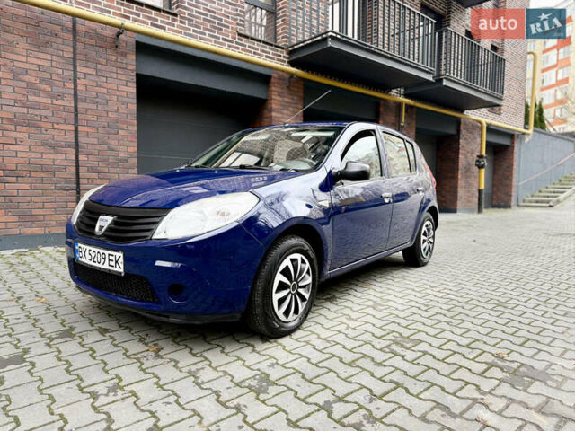 Синий Дачия Сандеро, объемом двигателя 1.4 л и пробегом 236 тыс. км за 3999 $, фото 1 на Automoto.ua