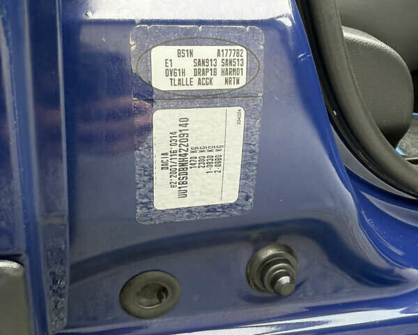 Синий Дачия Сандеро, объемом двигателя 1.2 л и пробегом 140 тыс. км за 4499 $, фото 120 на Automoto.ua