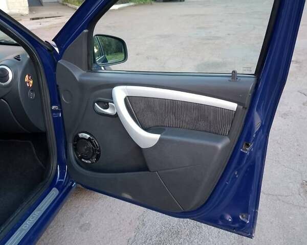 Синий Дачия Сандеро, объемом двигателя 1.4 л и пробегом 180 тыс. км за 4750 $, фото 17 на Automoto.ua