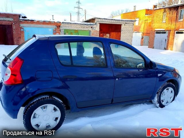 Синій Дачія Sandero, об'ємом двигуна 1.4 л та пробігом 150 тис. км за 4450 $, фото 4 на Automoto.ua