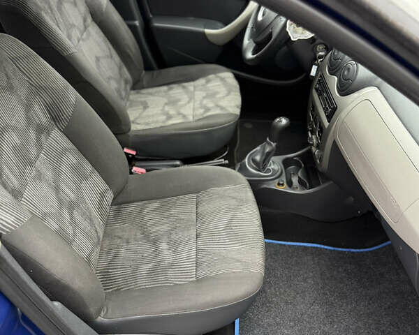 Синий Дачия Сандеро, объемом двигателя 1.2 л и пробегом 140 тыс. км за 4499 $, фото 81 на Automoto.ua