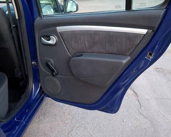 Синий Дачия Сандеро, объемом двигателя 1.4 л и пробегом 180 тыс. км за 4750 $, фото 18 на Automoto.ua