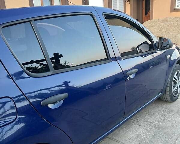 Синий Дачия Сандеро, объемом двигателя 1.4 л и пробегом 218 тыс. км за 3100 $, фото 4 на Automoto.ua