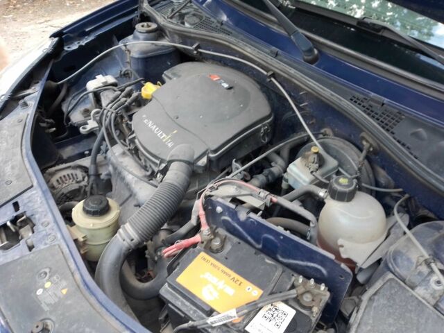 Синий Дачия Сандеро, объемом двигателя 1.4 л и пробегом 176 тыс. км за 4500 $, фото 13 на Automoto.ua