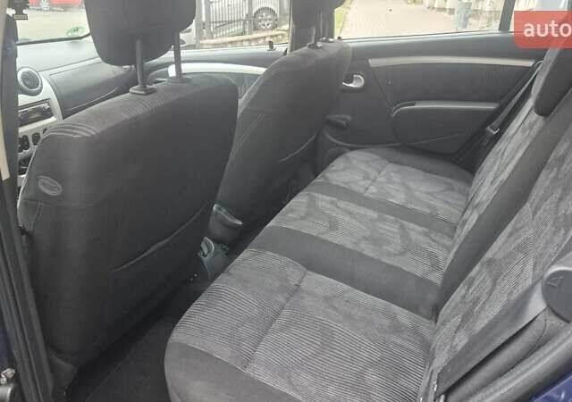 Синий Дачия Сандеро, объемом двигателя 1.6 л и пробегом 236 тыс. км за 5200 $, фото 19 на Automoto.ua