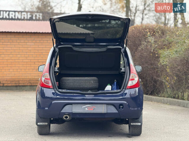 Синій Дачія Sandero, об'ємом двигуна 1.39 л та пробігом 265 тис. км за 3999 $, фото 13 на Automoto.ua