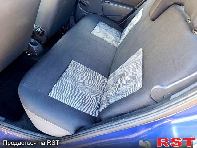 Синій Дачія Sandero, об'ємом двигуна 1.4 л та пробігом 160 тис. км за 4550 $, фото 5 на Automoto.ua