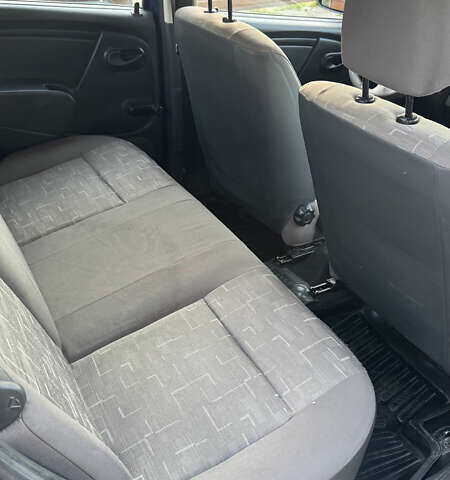 Синій Дачія Sandero, об'ємом двигуна 1.39 л та пробігом 174 тис. км за 4100 $, фото 7 на Automoto.ua