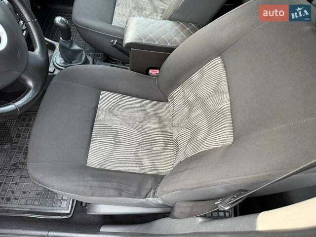 Синій Дачія Sandero, об'ємом двигуна 1.39 л та пробігом 167 тис. км за 4200 $, фото 10 на Automoto.ua