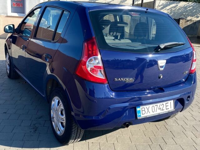 Синій Дачія Sandero, об'ємом двигуна 1.4 л та пробігом 134 тис. км за 4000 $, фото 1 на Automoto.ua