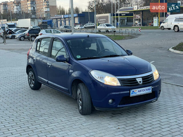 Синий Дачия Сандеро, объемом двигателя 1.4 л и пробегом 246 тыс. км за 4600 $, фото 2 на Automoto.ua