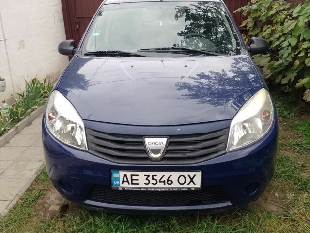 Синий Дачия Сандеро, объемом двигателя 1.4 л и пробегом 129 тыс. км за 3700 $, фото 7 на Automoto.ua