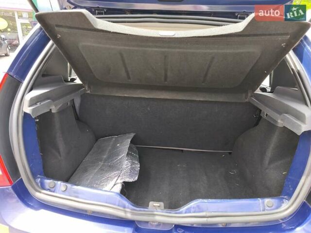 Синій Дачія Sandero, об'ємом двигуна 1.4 л та пробігом 183 тис. км за 4150 $, фото 17 на Automoto.ua