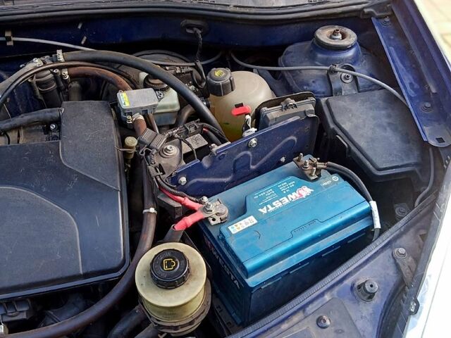 Синій Дачія Sandero, об'ємом двигуна 1.1 л та пробігом 125 тис. км за 4200 $, фото 2 на Automoto.ua