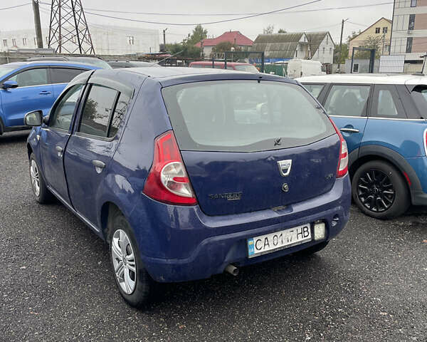 Синій Дачія Sandero, об'ємом двигуна 1.39 л та пробігом 250 тис. км за 3300 $, фото 5 на Automoto.ua