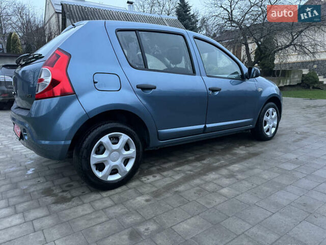 Синий Дачия Сандеро, объемом двигателя 1.6 л и пробегом 200 тыс. км за 5700 $, фото 5 на Automoto.ua