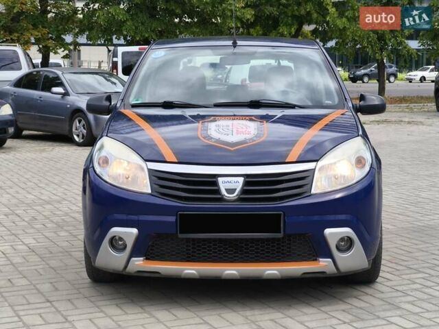 Синій Дачія Sandero, об'ємом двигуна 1.4 л та пробігом 183 тис. км за 4150 $, фото 2 на Automoto.ua