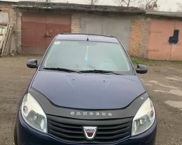 Синій Дачія Sandero, об'ємом двигуна 1.39 л та пробігом 203 тис. км за 4500 $, фото 1 на Automoto.ua