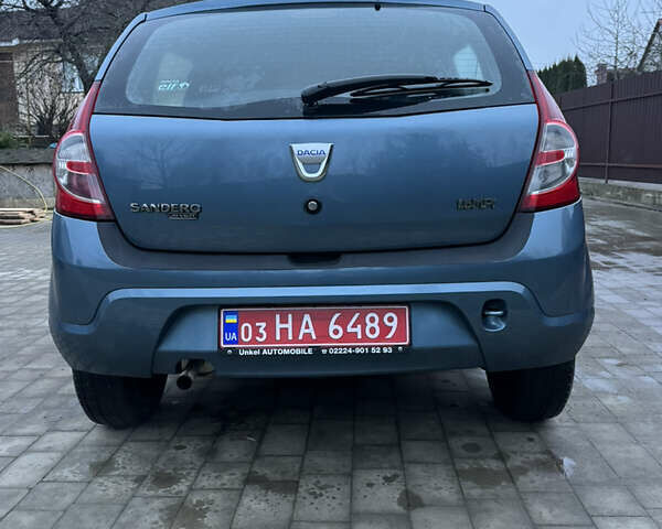 Синий Дачия Сандеро, объемом двигателя 1.6 л и пробегом 200 тыс. км за 5700 $, фото 6 на Automoto.ua