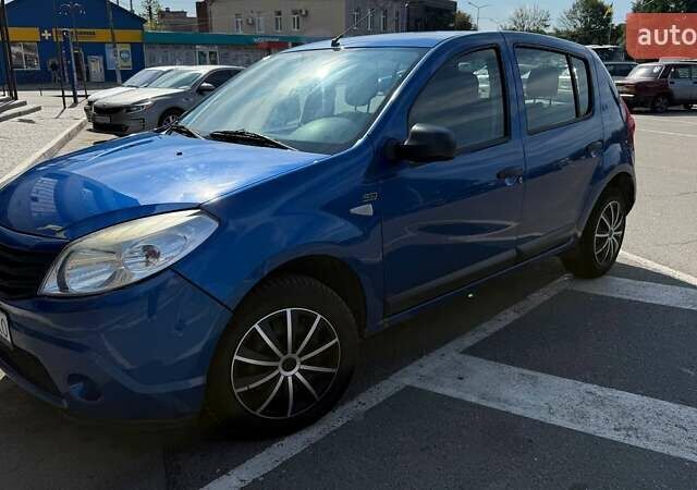 Синій Дачія Sandero, об'ємом двигуна 1.2 л та пробігом 160 тис. км за 3500 $, фото 5 на Automoto.ua