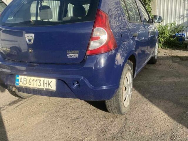 Синий Дачия Сандеро, объемом двигателя 1.4 л и пробегом 110 тыс. км за 3550 $, фото 4 на Automoto.ua