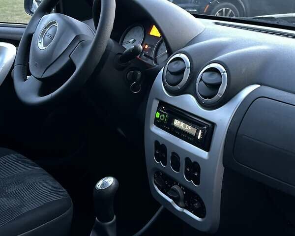 Синій Дачія Sandero, об'ємом двигуна 1.4 л та пробігом 109 тис. км за 4850 $, фото 17 на Automoto.ua